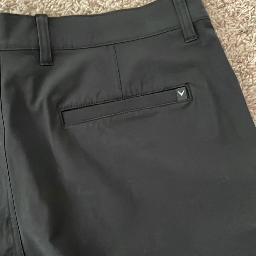 Callaway Black Flat Front Tailored Shorts - Picture 3 of 8